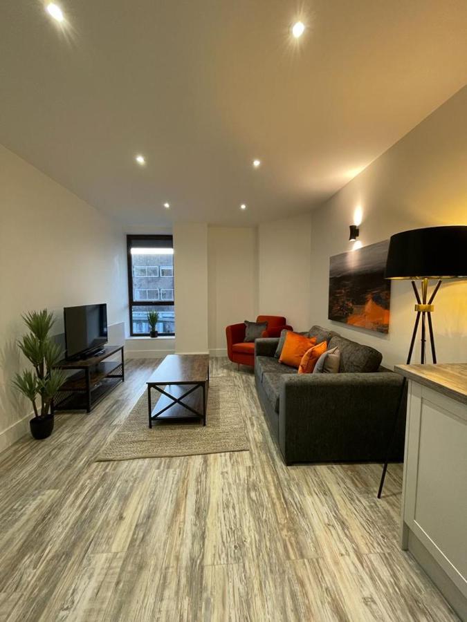 Kingsbridge Point - Cosy One Bed Apartments Near Town Centre, 史云顿 外观 照片