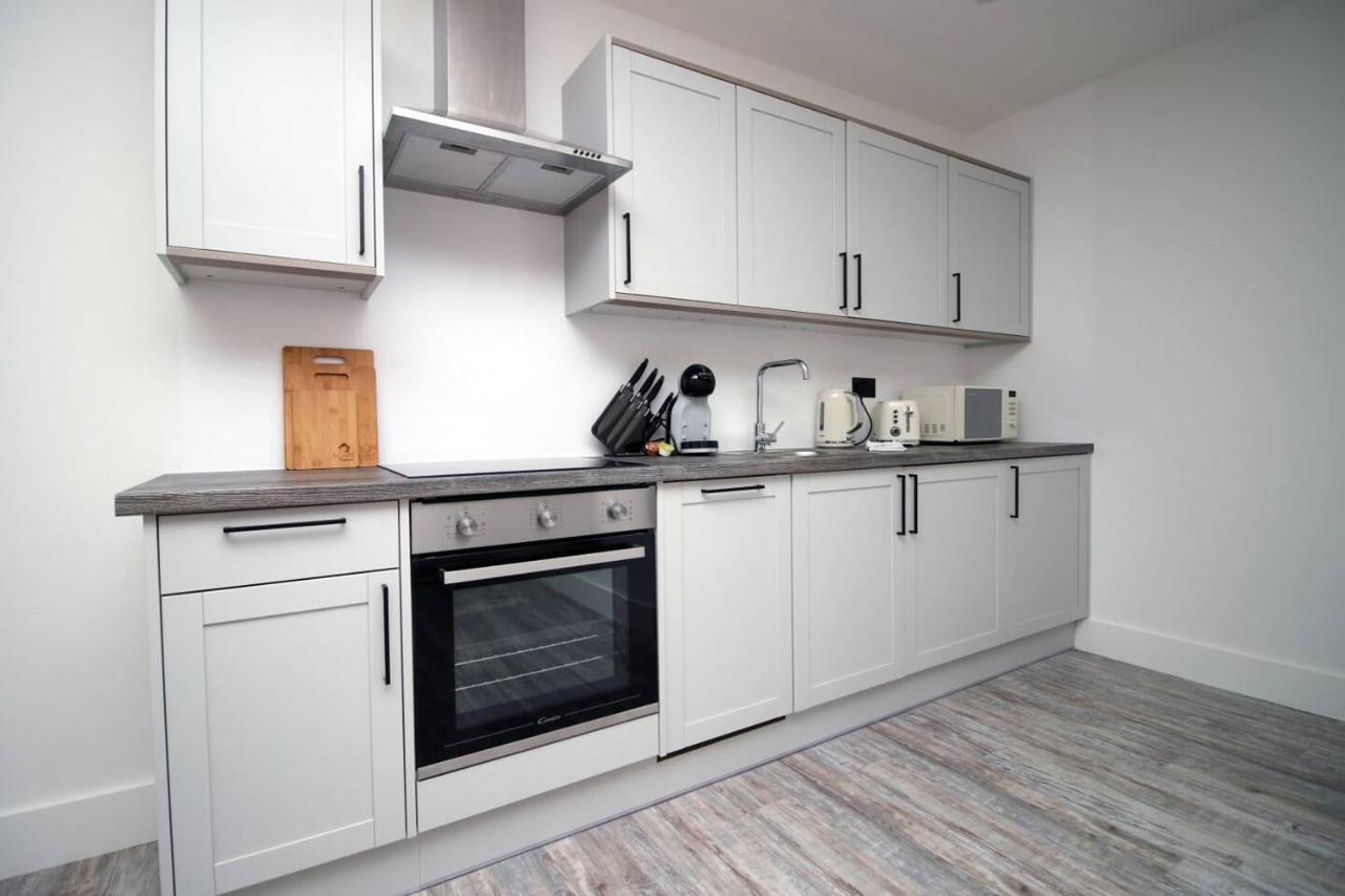 Kingsbridge Point - Cosy One Bed Apartments Near Town Centre, 史云顿 外观 照片